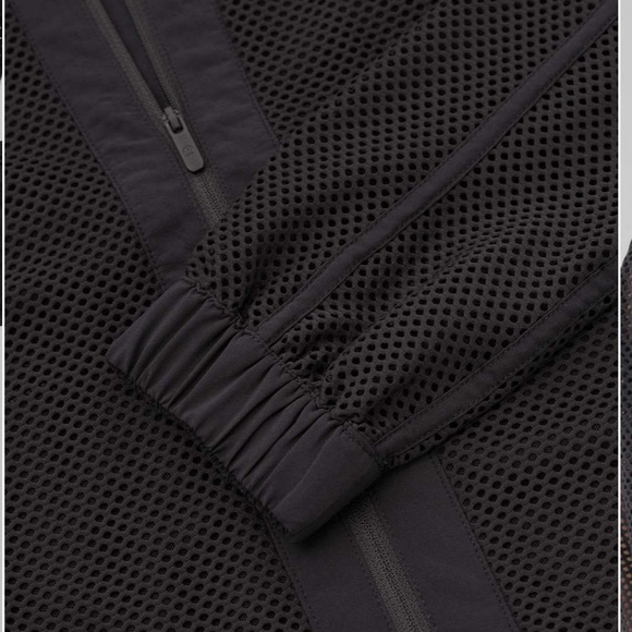 Lululemon Mesh on Mesh Jacket - Picture 5 of 15